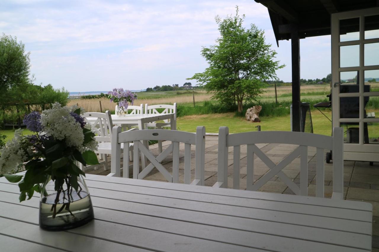Birkelygaard Bed & Breakfast Hårby Buitenkant foto