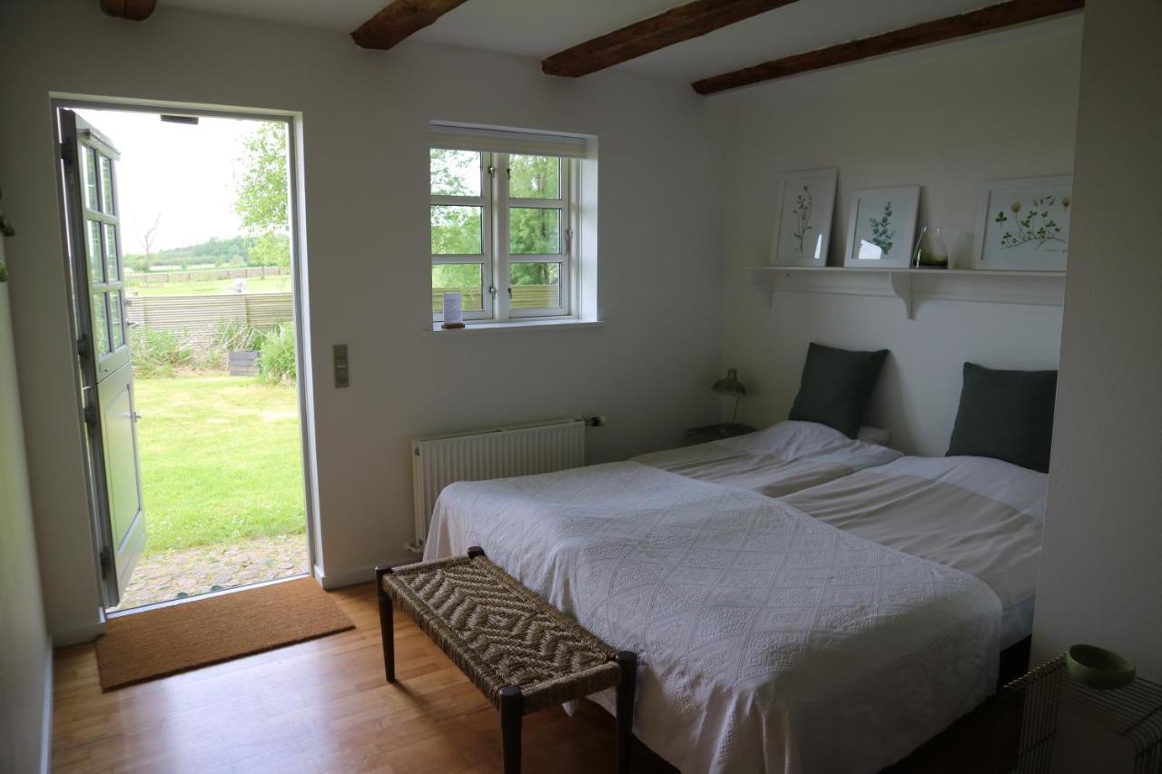 Birkelygaard Bed & Breakfast Hårby Buitenkant foto