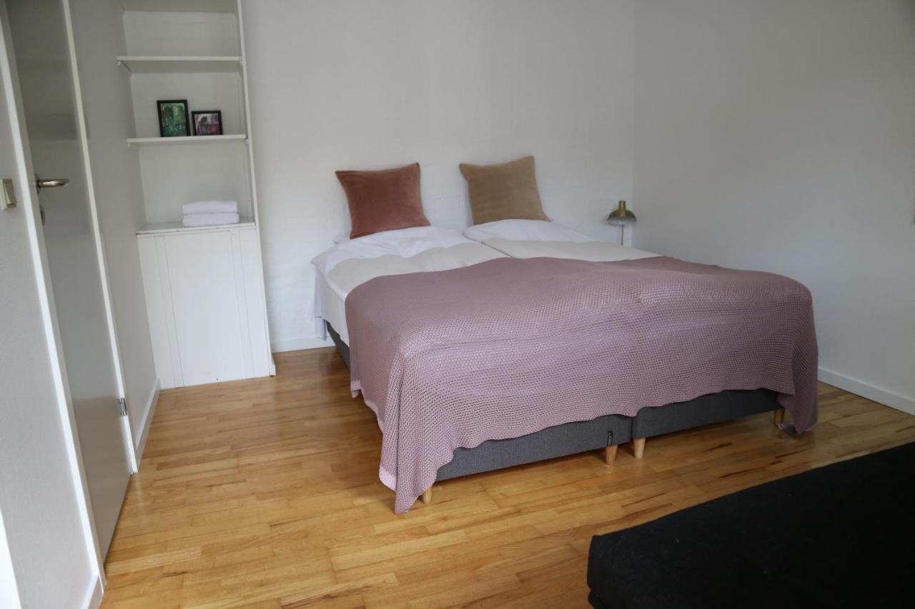 Birkelygaard Bed & Breakfast Hårby Buitenkant foto